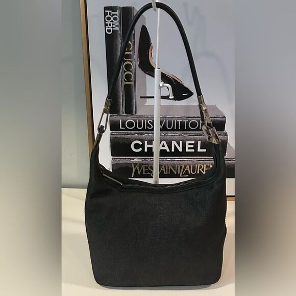 Authentic Gucci Denim Sherry Line Slouchy Shoulder Bag - Picture 3 of 7